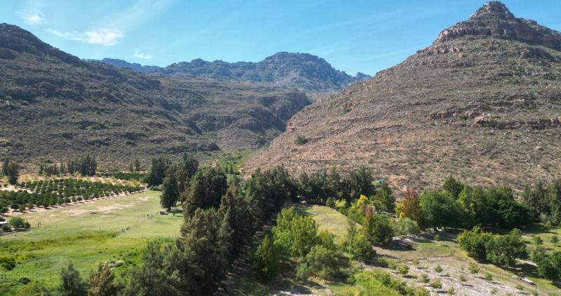 7 Bedroom Property for Sale in Clanwilliam Western Cape